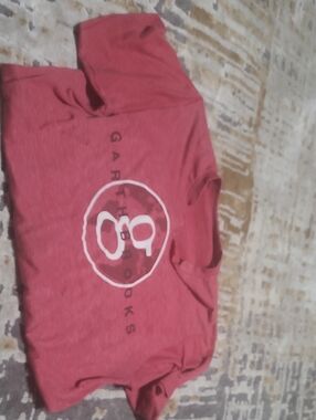 Garth Brooks Tee
